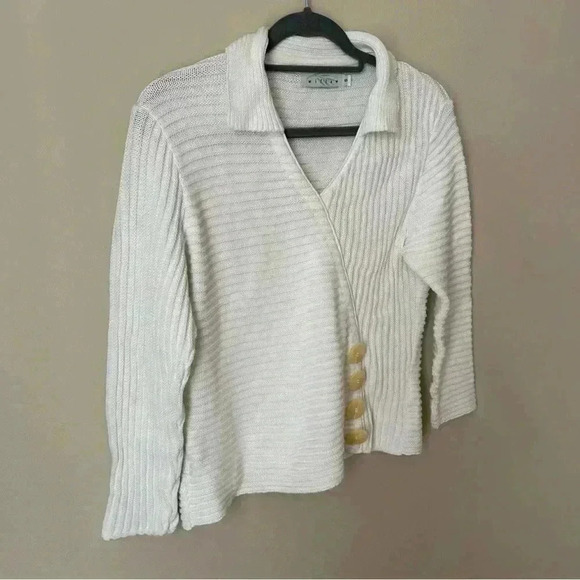Willow White Heavy Knit Side Button V-Neck Collard Sweater Women’s Size … - Picture 2 of 5